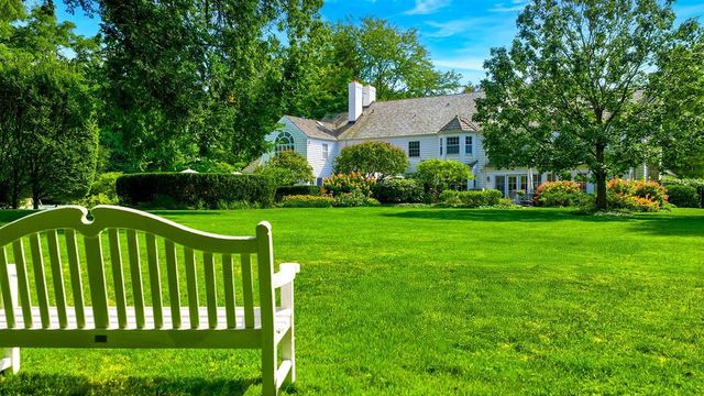 145 Woodley Road, Winnetka, IL 60093