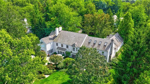 145 Woodley Road, Winnetka, IL 60093