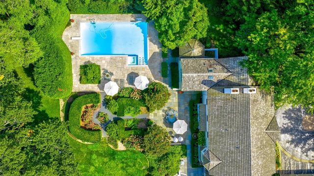 145 Woodley Road, Winnetka, IL 60093