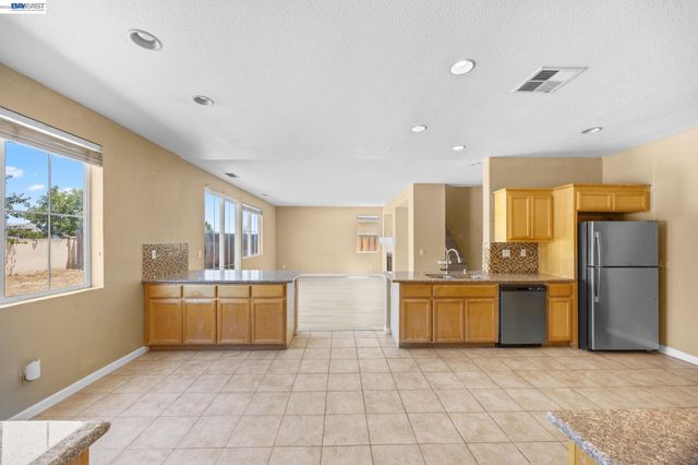 4528 Wagon Trail Way, Antioch, CA 94531