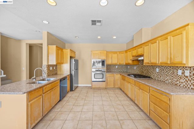 4528 Wagon Trail Way, Antioch, CA 94531
