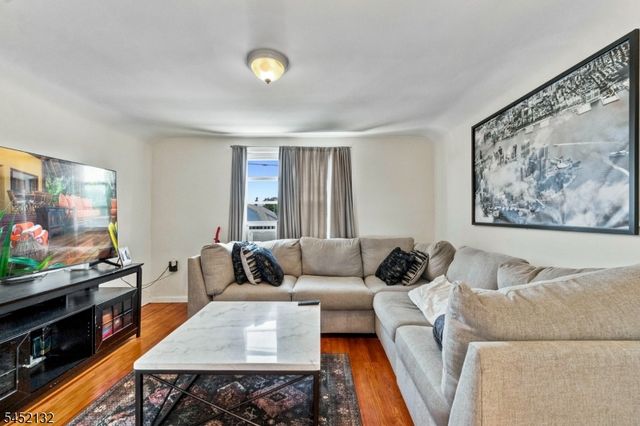 26 Pulaski St, Bloomfield Twp., NJ 07003