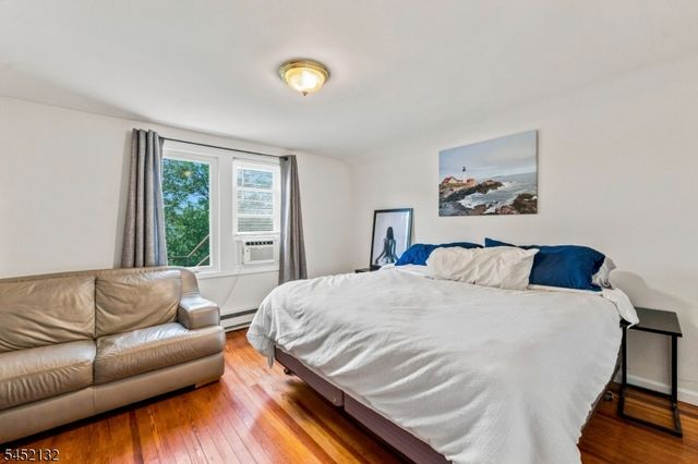 26 Pulaski St, Bloomfield Twp., NJ 07003