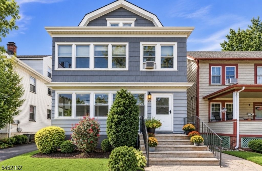 26 Pulaski St, Bloomfield Twp., NJ 07003