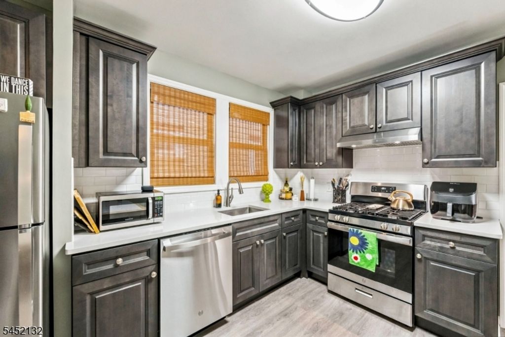 26 Pulaski St, Bloomfield Twp., NJ 07003 — photo 3