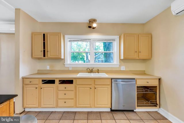 1360 OLD OCEAN CITY RD, Salisbury, MD 21804