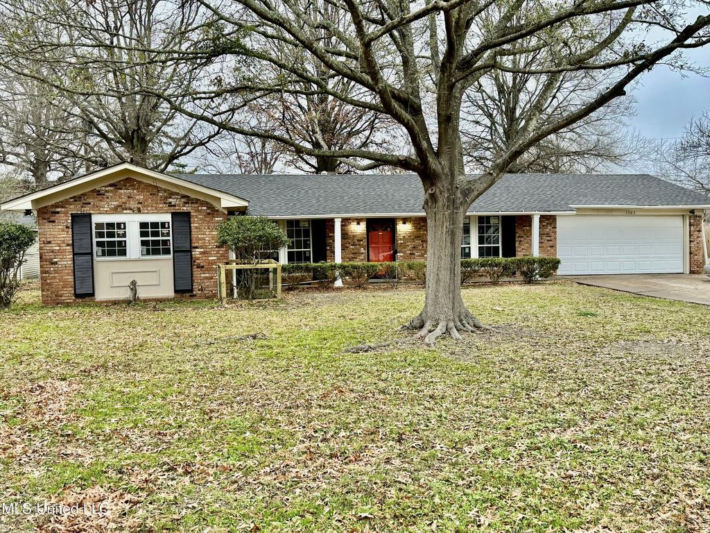 1303 Park Lane, Clarksdale, MS 38614