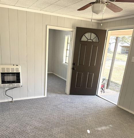 225 College Street, Roxton, TX 75477