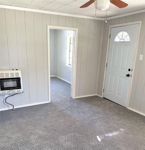 225 College Street, Roxton, TX 75477