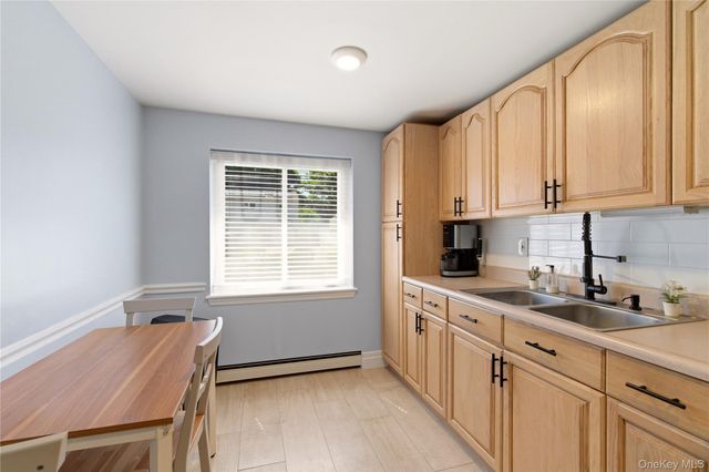 103 Wright Avenue, Deer Park, NY 11729
