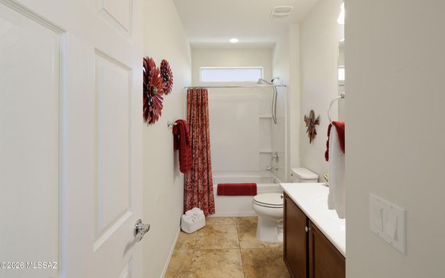14016 E Voss Street, Vail, AZ 85641