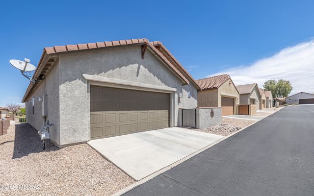 14016 E Voss Street, Vail, AZ 85641