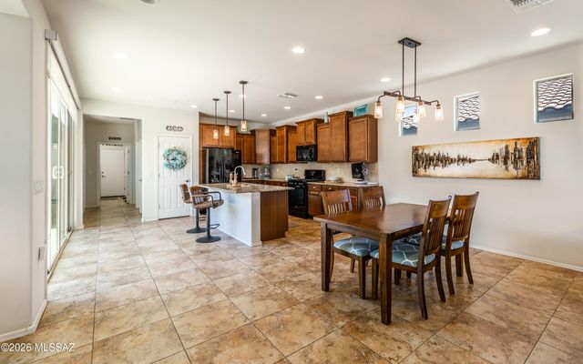 14016 E Voss Street, Vail, AZ 85641