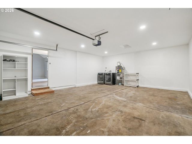 810 Ne PINEBROOK Ave, Vancouver, WA 98684