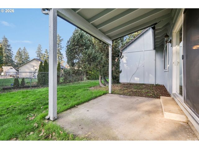 810 Ne PINEBROOK Ave, Vancouver, WA 98684