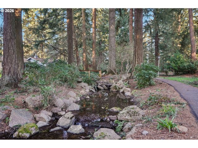 810 Ne PINEBROOK Ave, Vancouver, WA 98684