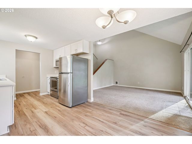 810 Ne PINEBROOK Ave, Vancouver, WA 98684