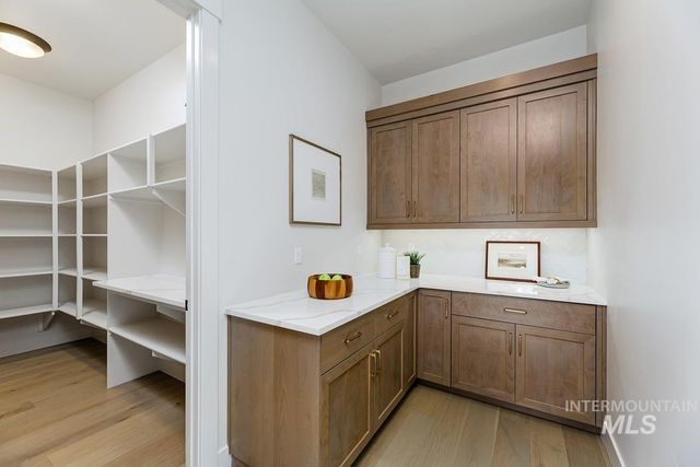 14230 N Goldginch Ave, Boise, ID 83714