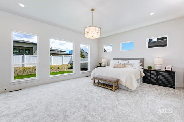 14230 N Goldginch Ave, Boise, ID 83714