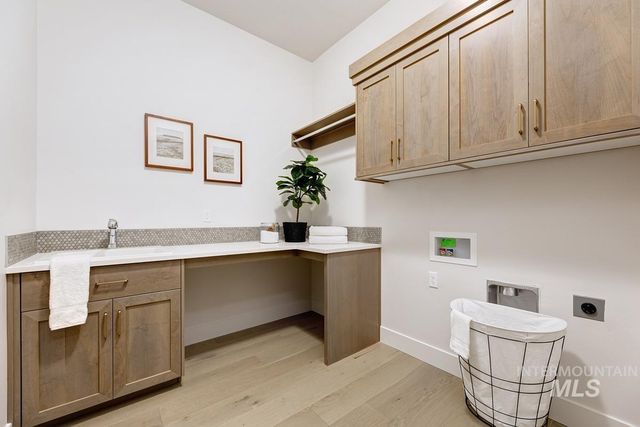 14230 N Goldginch Ave, Boise, ID 83714