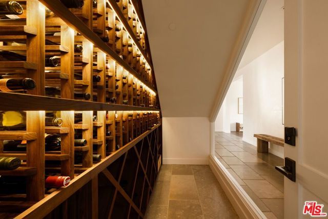 1319 Amalfi Drive, Pacific Palisades (los Angeles), CA 90272