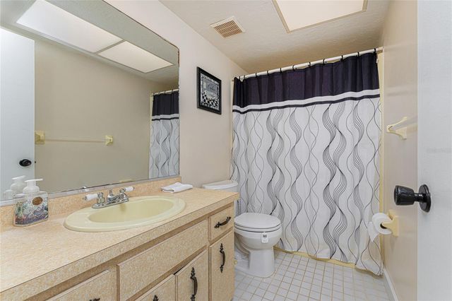 51 BOUNDARY BOULEVARD B, Rotonda West, FL 33947