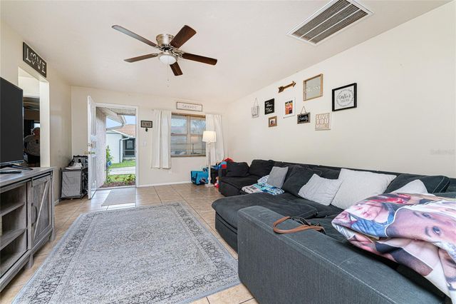 51 BOUNDARY BOULEVARD B, Rotonda West, FL 33947