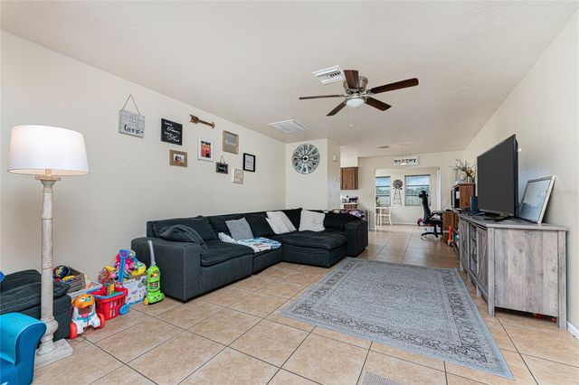 51 BOUNDARY BOULEVARD B, Rotonda West, FL 33947