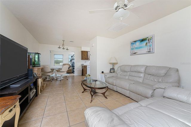 51 BOUNDARY BOULEVARD B, Rotonda West, FL 33947