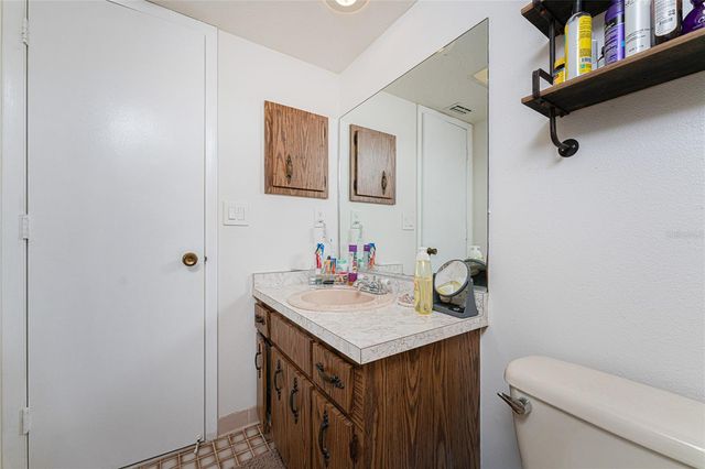 51 BOUNDARY BOULEVARD B, Rotonda West, FL 33947