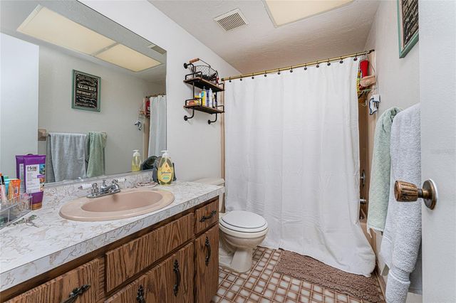 51 BOUNDARY BOULEVARD B, Rotonda West, FL 33947