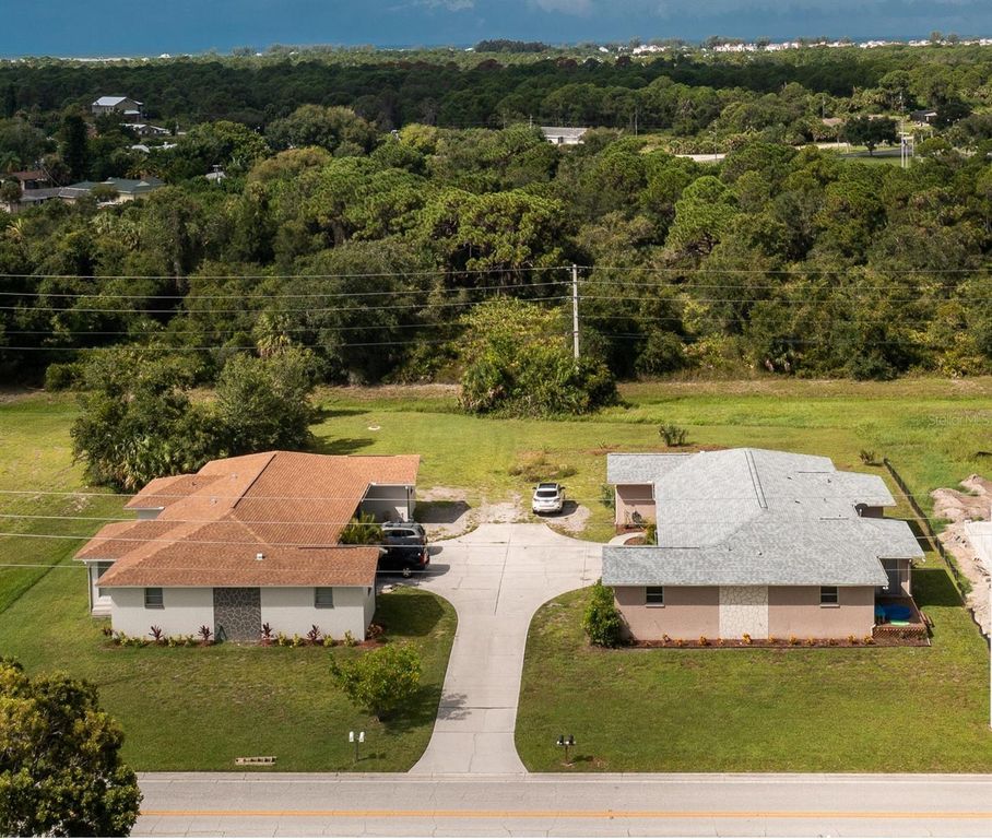 51 BOUNDARY BOULEVARD B, Rotonda West, FL 33947