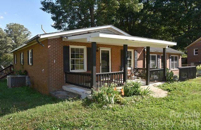 3560 Dogwood Court, Salisbury, NC 28144