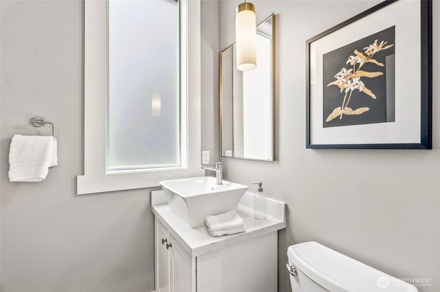 3509 W Thurman Street, Seattle, WA 98199