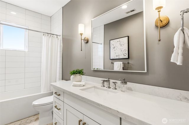 3509 W Thurman Street, Seattle, WA 98199