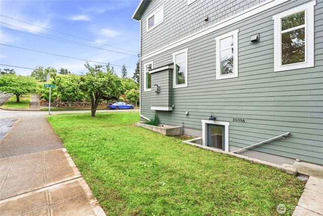 3509 W Thurman Street, Seattle, WA 98199