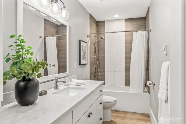 3509 W Thurman Street, Seattle, WA 98199