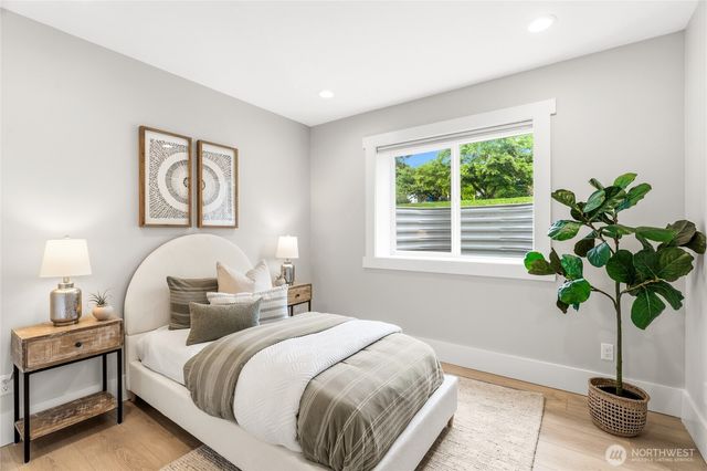 3509 W Thurman Street, Seattle, WA 98199