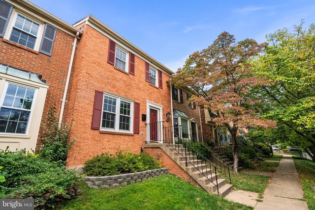 7440 CHUMMLEY CT, Falls Church, VA 22043
