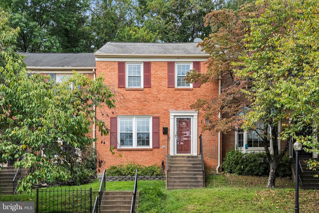 7440 CHUMMLEY CT, Falls Church, VA 22043