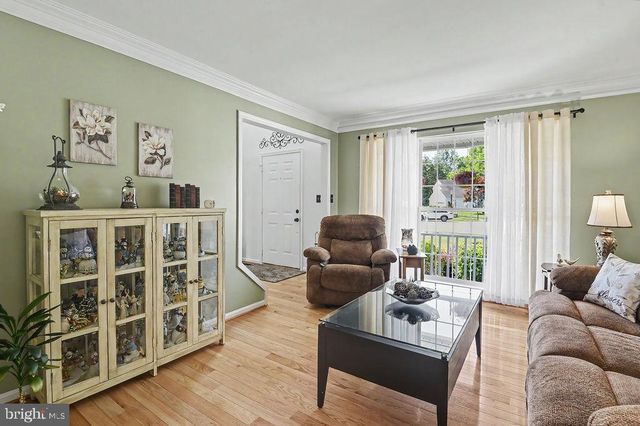 25 S PERCH CREEK DR, Newark, DE 19702