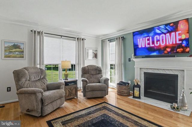25 S PERCH CREEK DR, Newark, DE 19702