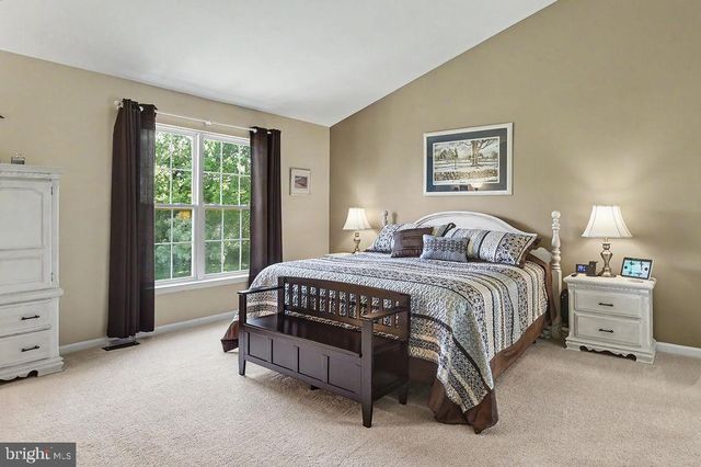 25 S PERCH CREEK DR, Newark, DE 19702