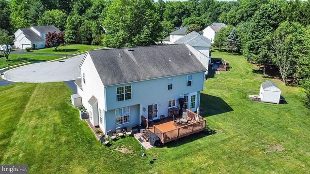 25 S PERCH CREEK DR, Newark, DE 19702