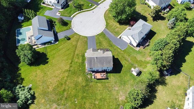 25 S PERCH CREEK DR, Newark, DE 19702
