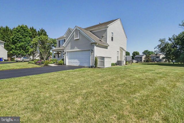 25 S PERCH CREEK DR, Newark, DE 19702