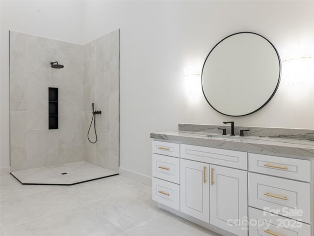 51 Bridgeway Drive 12, Candler, NC 28715