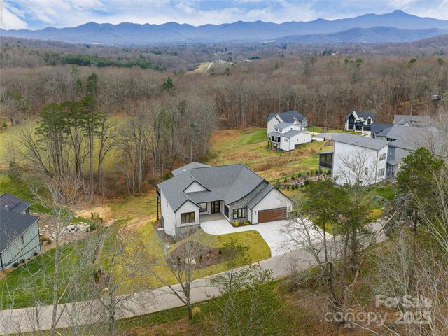 51 Bridgeway Drive 12, Candler, NC 28715
