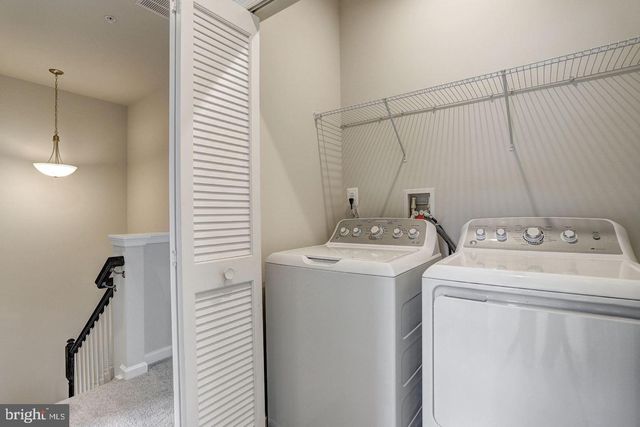 2926 SHAWS RD, Edgemere, MD 21219
