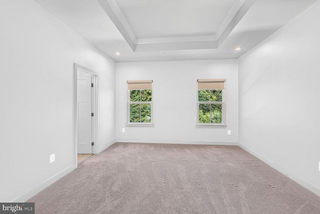 2926 SHAWS RD, Edgemere, MD 21219